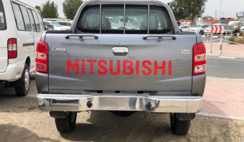 MITSUBISHI L200 2018 full