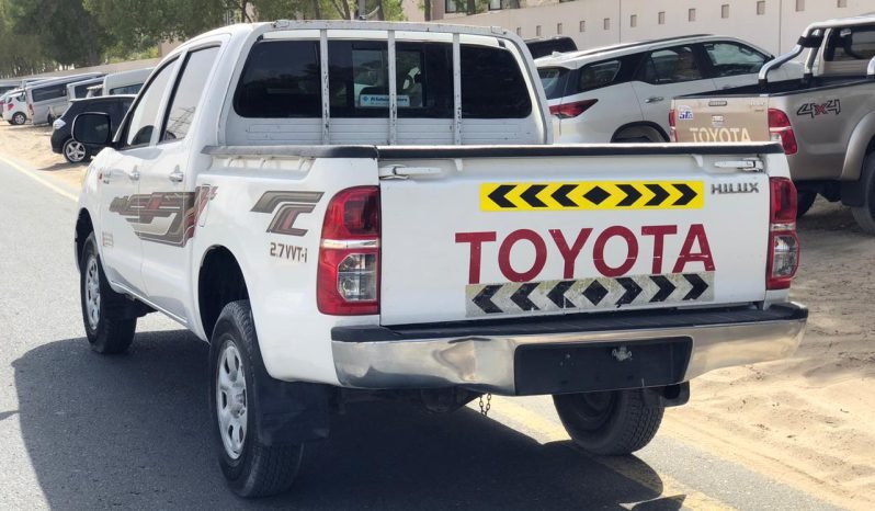 TOYOTA Hilux 2.7l 2013 full