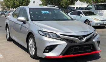 TOYOTA Camry Le 2018 full