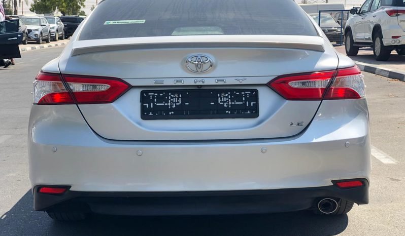 TOYOTA Camry Le 2018 full
