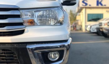 TOYOTA Hilux Sr5 2016 full