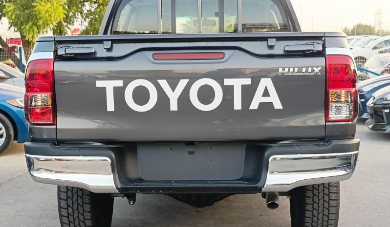 TOYOTA HILUX WIDE BODY MID OPTION 2.4L 4CY DIESEL GRAY 2022 full