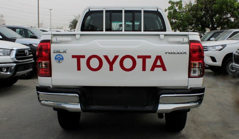 TOYOTA HILUX 4WD PICKUP NARROW BASIC BODY 2.4L 4CY DIESEL 2022 WHITE full