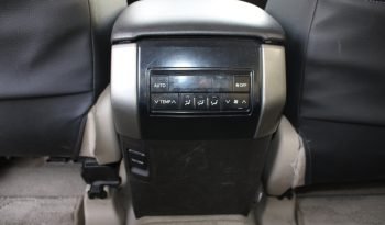 TOYOTA LAND CRUISER GXR 4WD SUV 5.7L V8 PETROL 2011 WHITE full