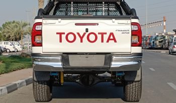 TOYOTA HILUX PICKUP 2.4L 4CY DIESEL 2022 WHITE full