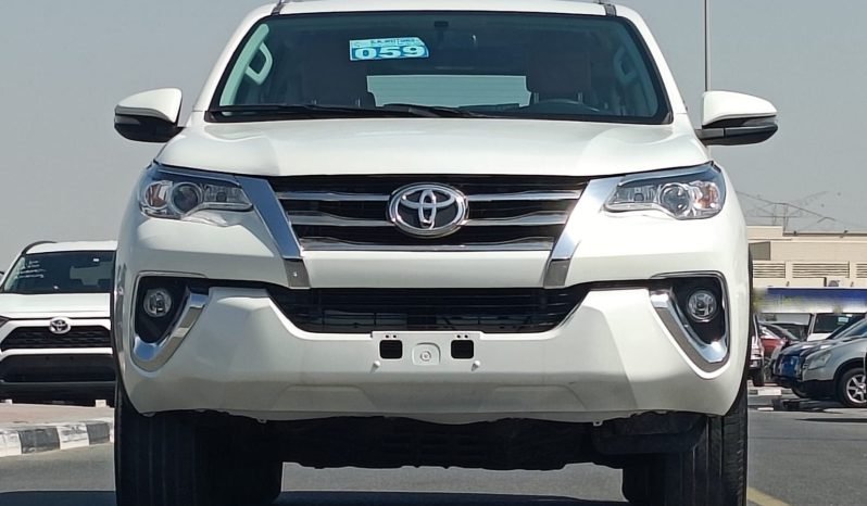 TOYOTA FORTUNER 4WD 2.7L 4CY WHITE PETROL 2018 full