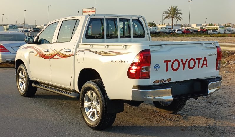 TOYOTA HILUX DOUBLE CABIN PICKUP 2.7L 4CY PETROL 2021 WHITE full