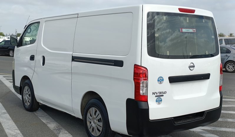 NISSAN URVAN CARGO VAN STANDARD ROOF 2.5L 4CY PETROL 2016 WHITE full