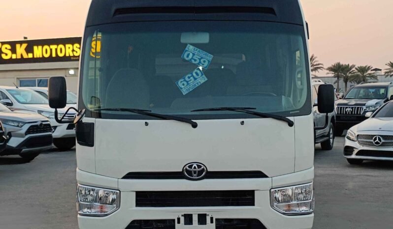 TOYOTA COASTER DIESEL 2021 M/T 4.2L V6 DSL WHITE full