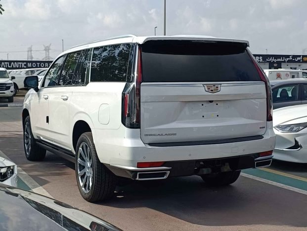 CADILLAC ESCLADE Image 17