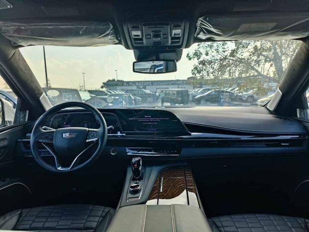 CADILLAC ESCLADE Image 9