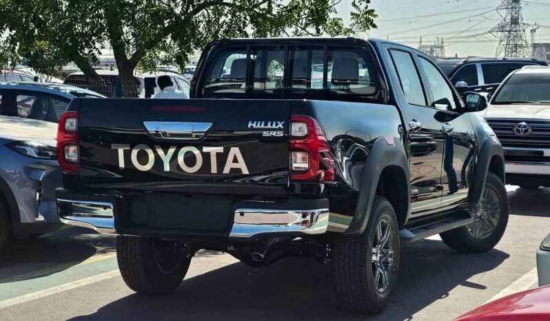 TOYOTA HILUX SR5 2024 A/T 4.0 V6 PETROL BLACK full