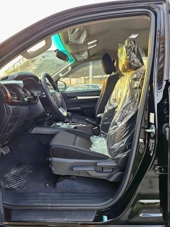 TOYOTA HILUX Image 8