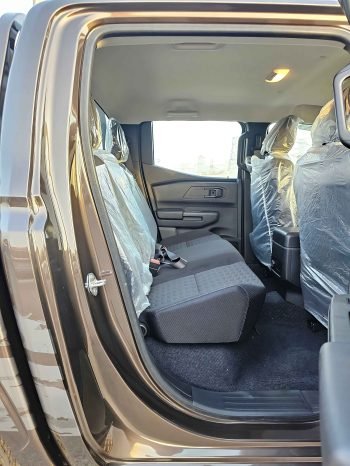 MITSUBISHI L200 Image 6