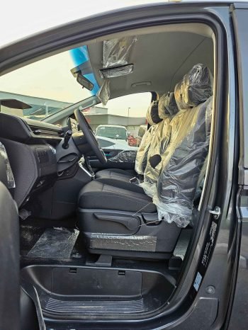 HYUNDAI STARIA Image 8