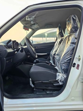 SUZUKI SWIFT Image 8