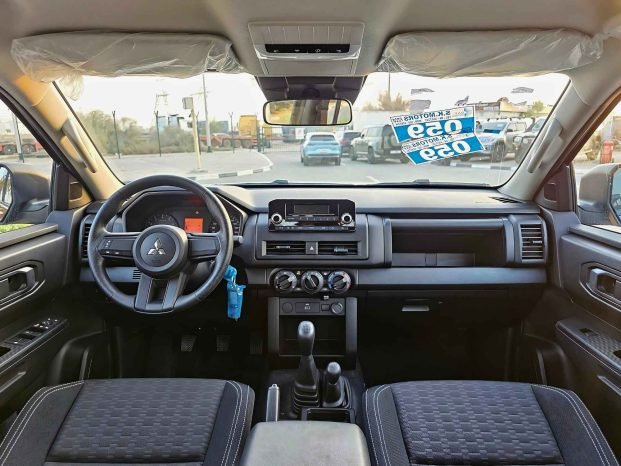 MITSUBISHI L200 Imagem 4