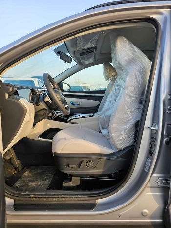 HYUNDAI TUCSON Image 9
