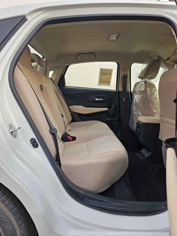 TOYOTA YARIS Image 5