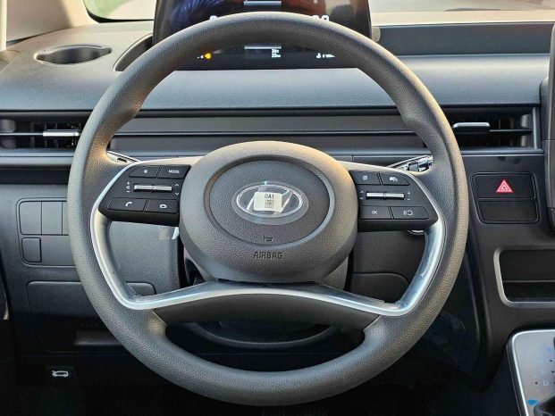 HYUNDAI STARIA Image 6