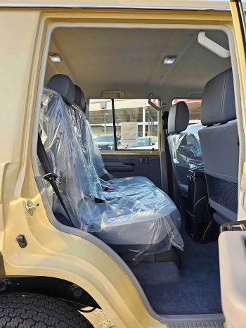 TOYOTA LANDCRUISER HARD-TOP Image 6