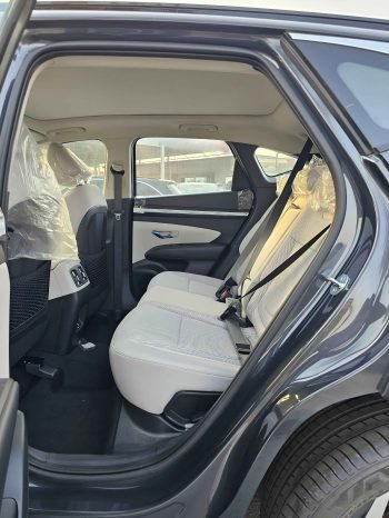HYUNDAI TUCSON Image 6