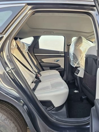 HYUNDAI TUCSON Image 7