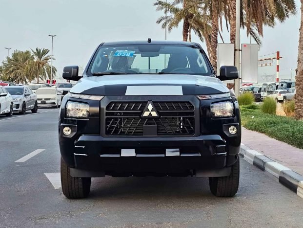 MITSUBISHI L200 Imagem 1
