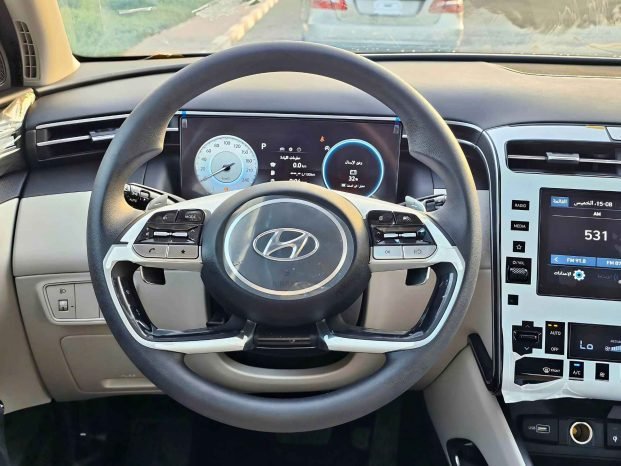 HYUNDAI TUCSON Image 4