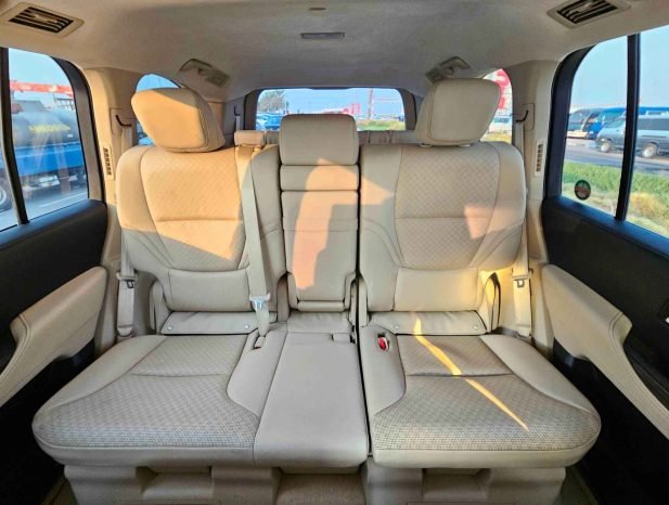 TOYOTA LANDCRUISER Image 4