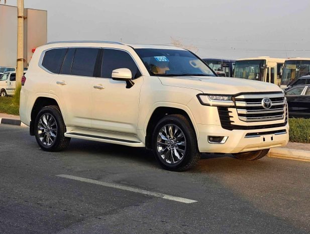 TOYOTA LANDCRUISER Image 2