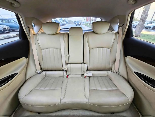 INFINITI QX50 Image 3