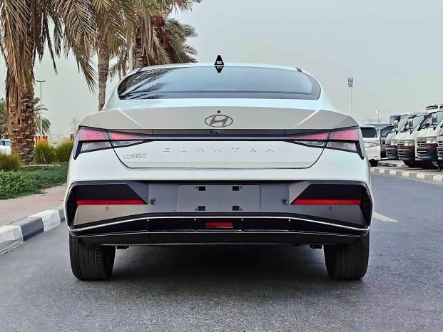HYUNDAI ELANTRA Image 11