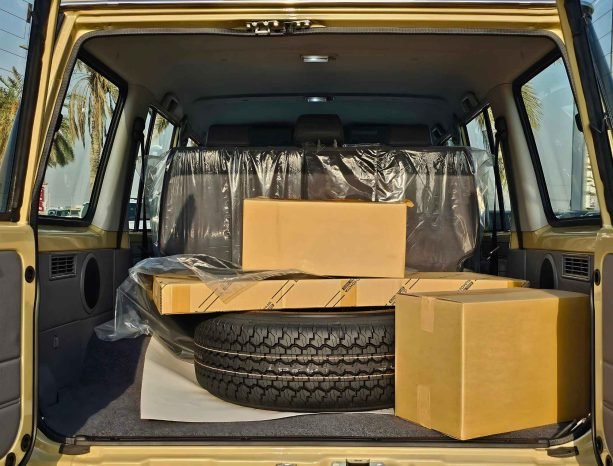 TOYOTA LANDCRUISER HARD-TOP Image 10