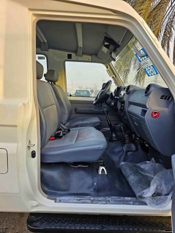 TOYOTA LANDCRUISER HARD-TOP Image 6