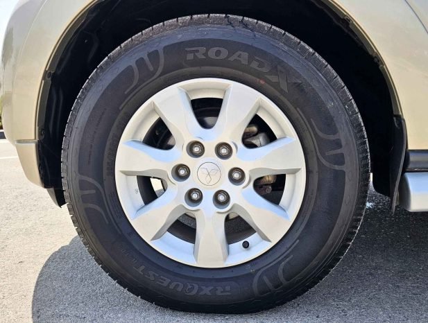 MITSUBISHI PAJERO Image 12