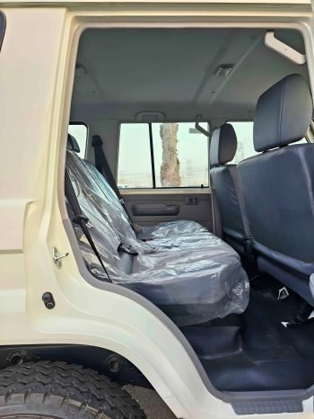 TOYOTA LANDCRUISER HARD-TOP Image 5