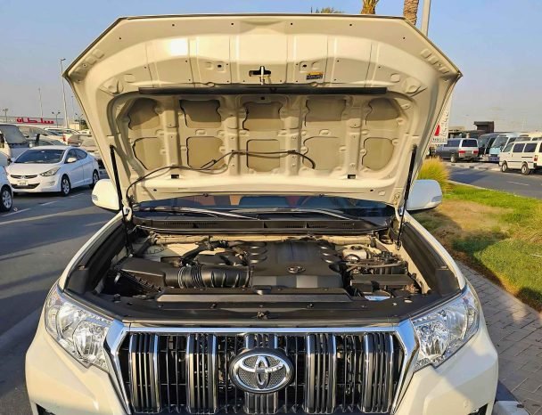 TOYOTA PRADO Image 14
