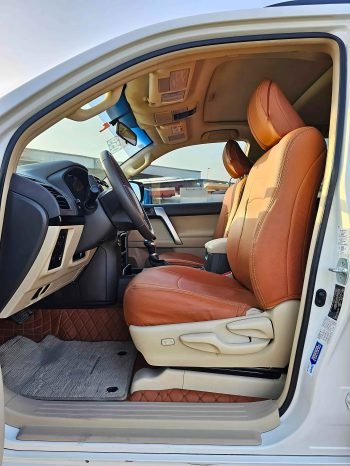 TOYOTA PRADO Image 12