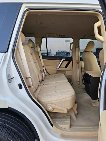 TOYOTA PRADO Image 7