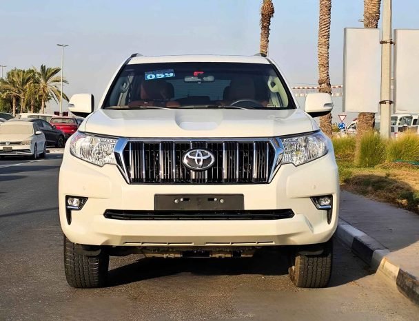 TOYOTA PRADO Image 1