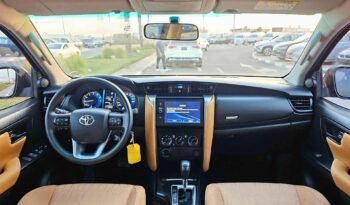 TOYOTA FORTUNER EXR 2023 PETROL V4 2.7L A/T full