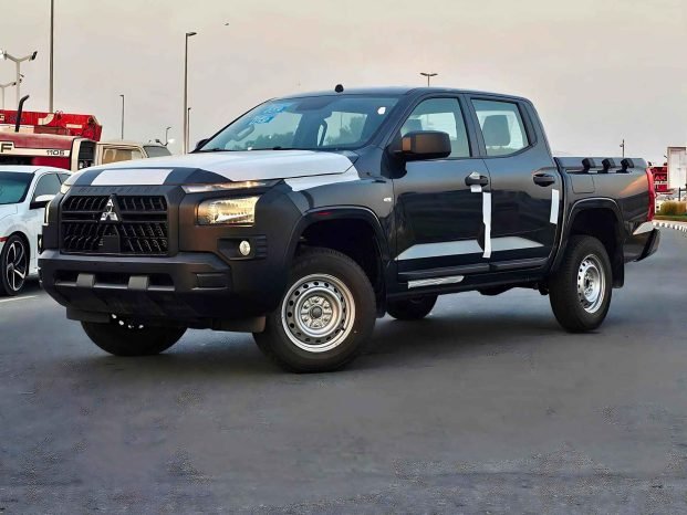 MITSUBISHI L200 Image 11