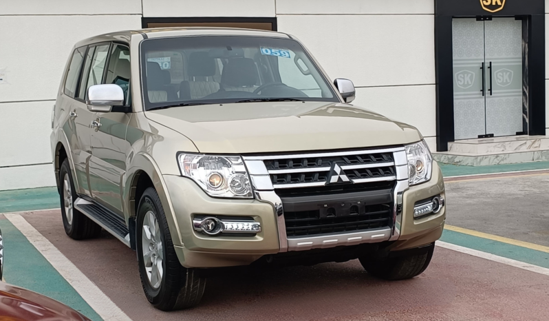 MITSUBISHI PAJERO GLS 2018 PETROL V6 3.5L A/T full