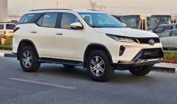 TOYOTA FORTUNER GXR 2017 PETROL V6 4.0L A/T full