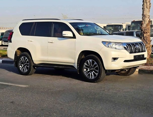 TOYOTA PRADO Image 2