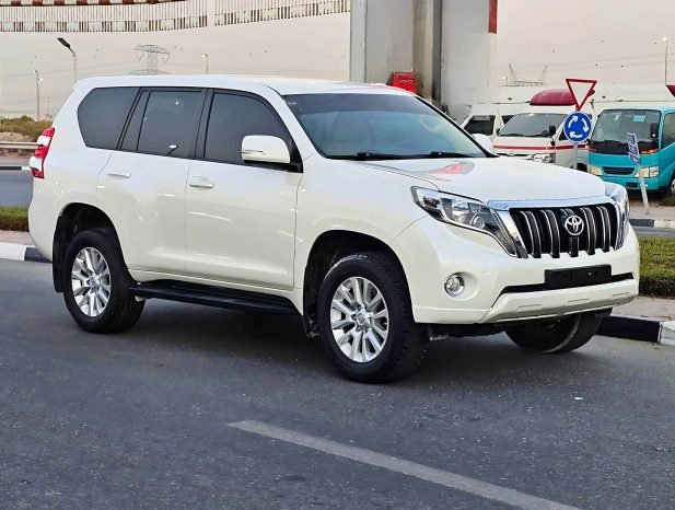TOYOTA PRADO Image 2