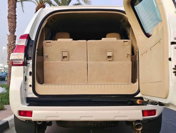 TOYOTA PRADO Image 13