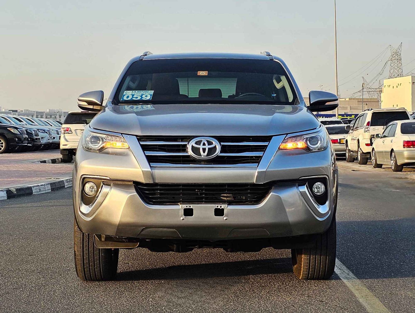 TOYOTA FORTUNER VXR 2017 PETROL V6 4.0L A/T