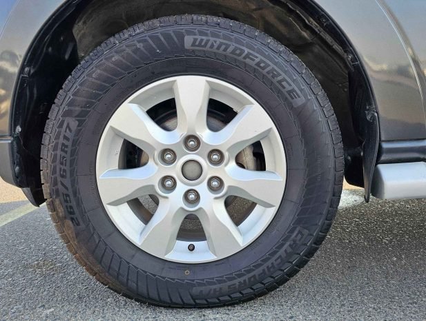 MITSUBISHI PAJERO Image 11